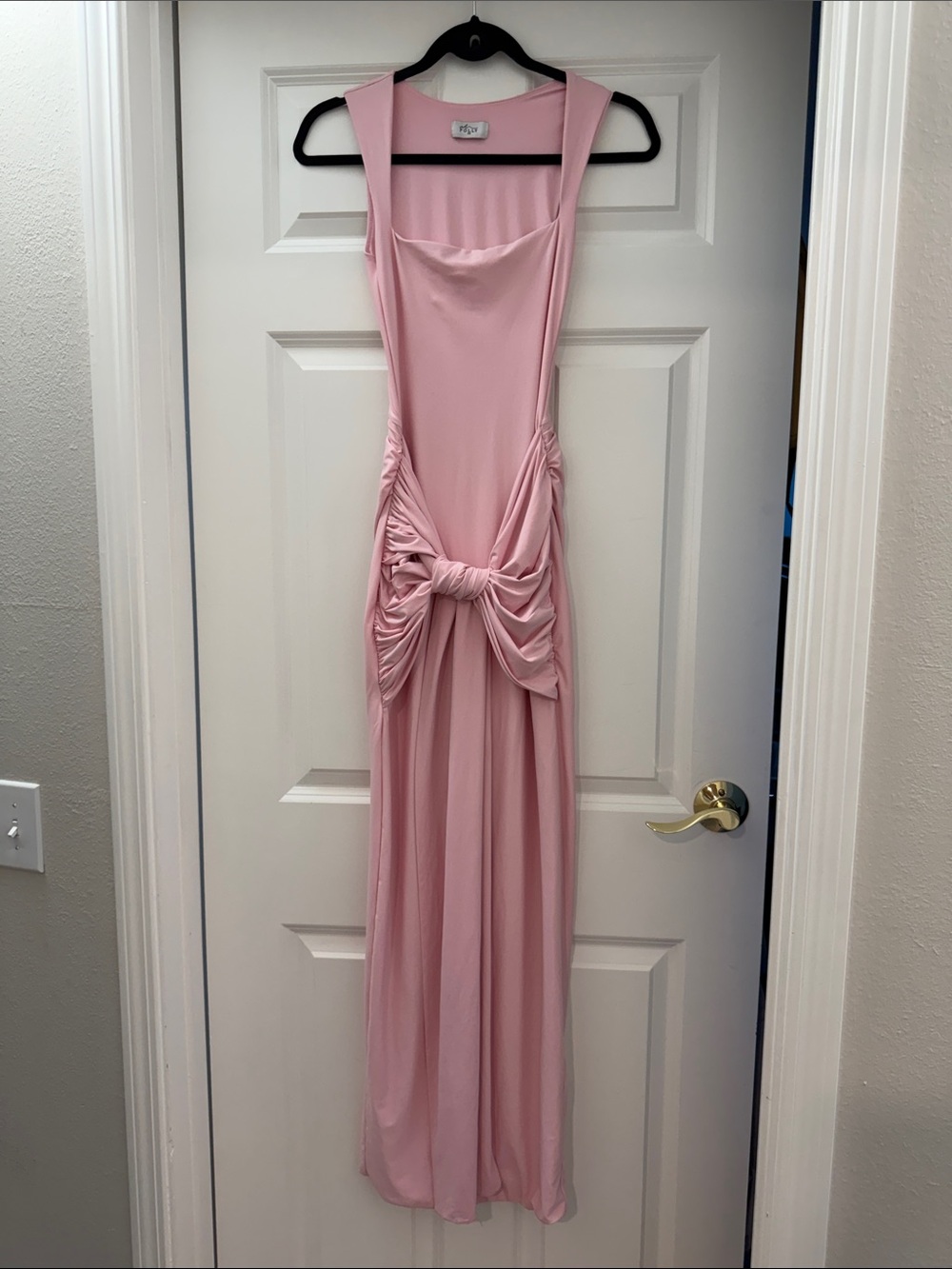 Sleeveless Pink Maxi Dress with Front Knot - Picture 3 of 7
